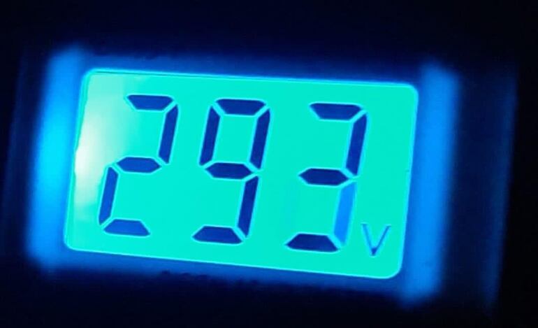 Los usuarios lograron captar el alto voltaje de la energía que produjo la quema de electrodomésticos.