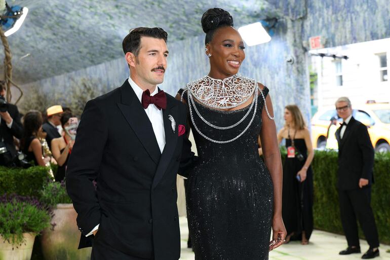 El empresario italiano Andrea Preti y la tenista estadounidense Venus Williams en la Gala Met 2026 en el Museo Metropolitano de Arte. (Angela Weiss / AFP)