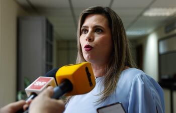 Kattya González, ex senadora por el Partido Encuentro Nacional.