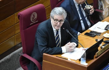 Senador Rafael Filizzola.