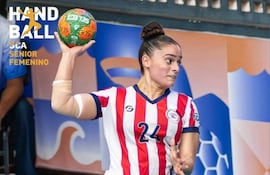 Ariana Clara Montserrat Portillo Mieres (24 años), destacada handbolista paraguaya que desarrolla su carrera deportiva en Europa.