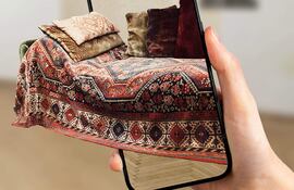 El famoso diván del "padre del psicoanálisis" Sigmund Freud (1856-1939) regresa de forma virtual a su histórica ubicación en Viena, gracias a una innovadora instalación digital en el museo que recuerda su legado en la capital austríaca.