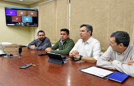 De Izquierda a derecha, ingenieros Ever Aquino, Juan José Pérez, Manuel Mettel y Ubado Fernéndez.
