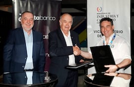Hugo Úbeda, Luis María Zubizarreta y Gustavo Giménez.