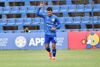 Celebración de Nelson Gabriel Sanabria López (29 años), autor del gol del triunfo “danzarín”. (Foto: APF)
