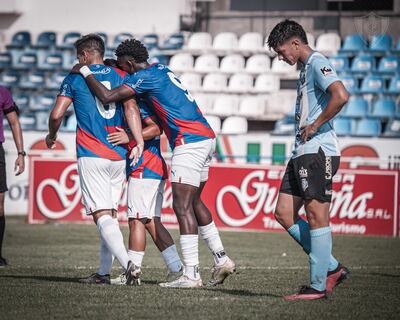 Victoria azulgrana en Villarrica por 6-3 le deja más consolidado en la cima