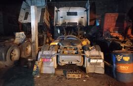 Empleado ebrio habría provocado incendio en empresa transportadora