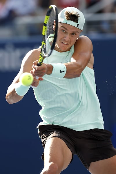 Holger Rune, uno de los mejores rankeados que ganó ayer. EFE