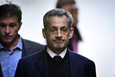 . El expresidente francés Nicolas Sarkozy publicará el próximo 10 de diciembre un libro sobre sus vivencias durante las tres semanas en las que estuvo encarcelado-}.