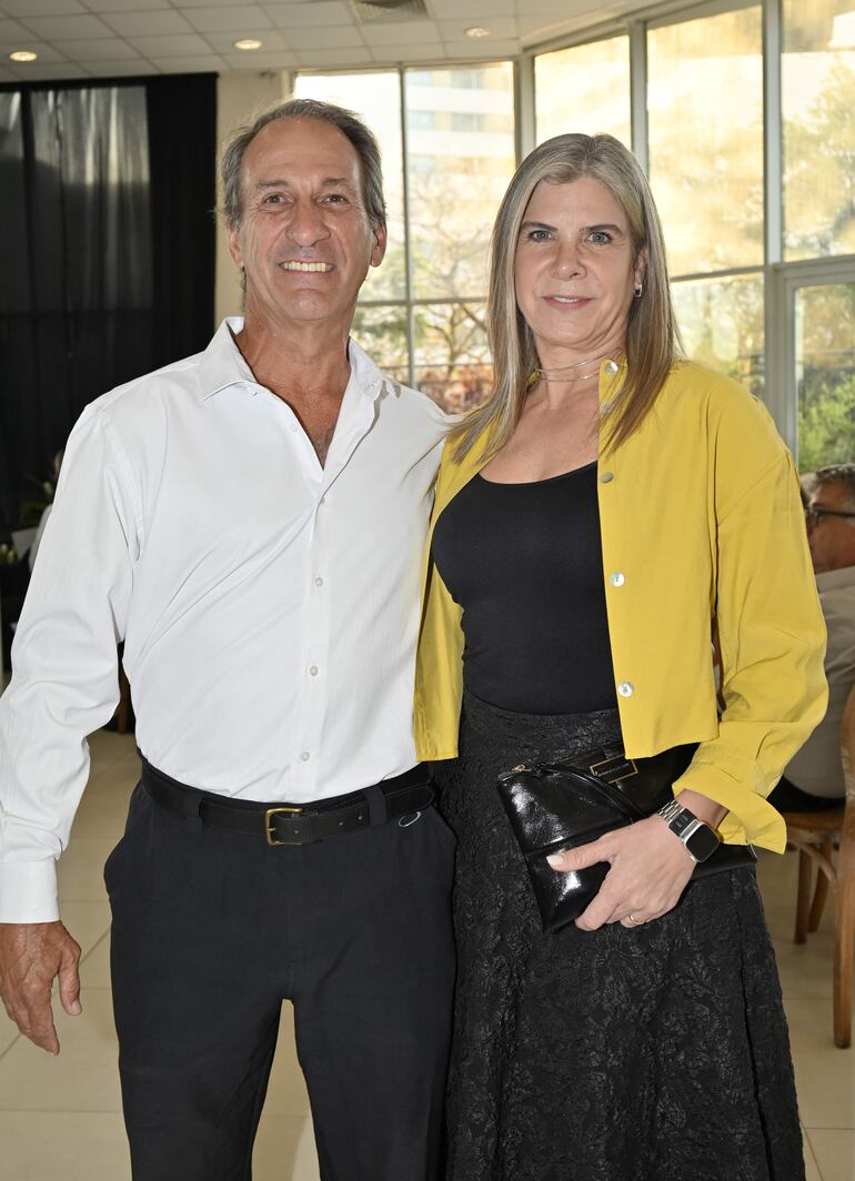 Javier y Teresa Green.