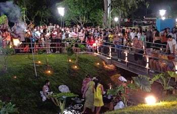 San Ignacio revivirá sus orígenes con una representación teatral sobre la llegada de los jesuitas en el lugar denominado Pa'i Ykua, pero iniciaran con un Vía Crucis viviente desde la capilla Santo Ángel.