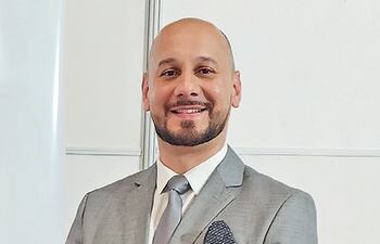 Lic. Daniel Bobadilla, gerente general de Industrias Reunidas Ñemby.