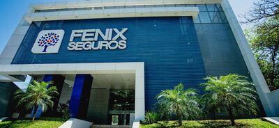 Fénix Seguros cumple 49 años de trayectoria.