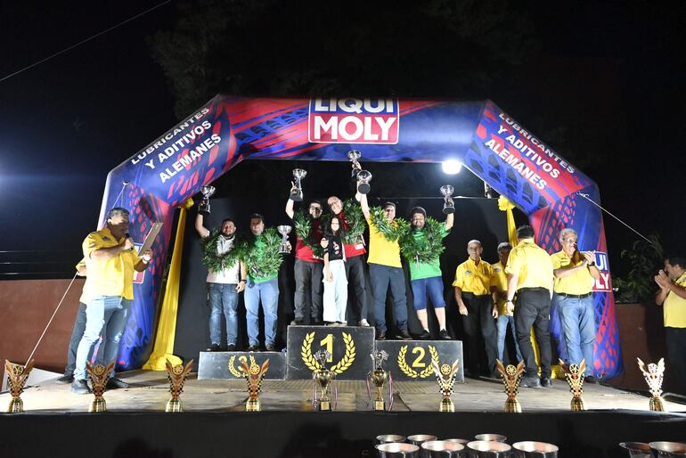 La Clase RC3 8V coronó como campeones a la tripulación Carlos Monzón (p)/Marcelo Recalde.