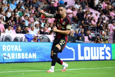 Miguel Ángel Almirón Rejala (32 años), en el festejo de su gol.