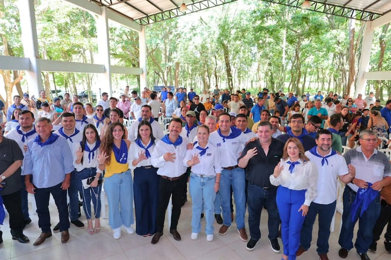 “Un millón de ciudadanos no pueden recibir un plato de comida”, responden liberales a datos de pobreza