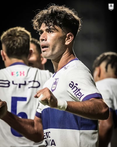 Brian Guillermo Montenegro (32 años), delantero paraguayo del Defensor Sporting. El "Poeta" lleva dos goles en tres partidos. Su equipo marcha segundo, con 7 puntos.
