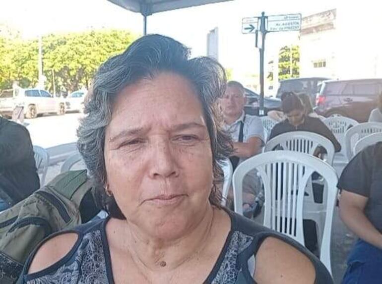 Luisa Deladillo Riveros,llegó del municipio de Itá para acompañar a su hijo.