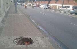 agujero-de-essap-en-plena-vereda-133824000000-1734218.jpg