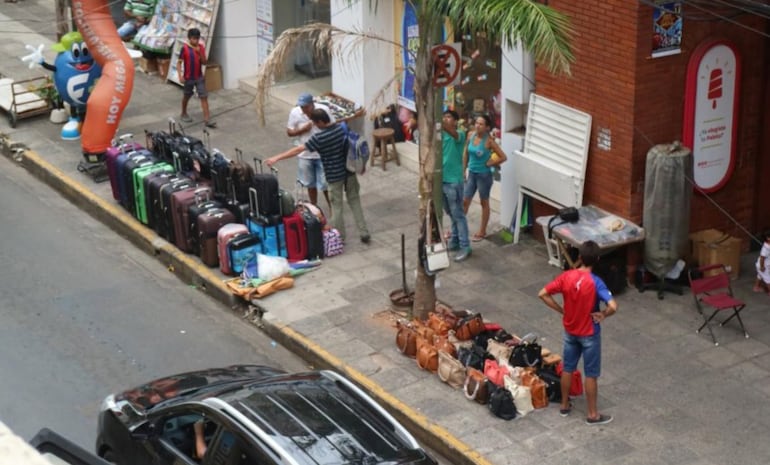 Informalidad laboral afecta a más de 1.635.000 trabajadores en Paraguay Informalidad laboral afecta a más de 1.635.000 trabajadores en Paraguay