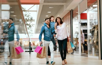 En un contexto de ingresos ajustados y consumidores más racionales, las promociones bancarias permiten adelantar compras, aumentar el ticket promedio y sostener la frecuencia.