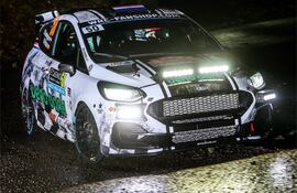 Imponente el nuevo diseño del Ford Fiesta Rally3 #50 que presentó Diego Domínguez Bejarano.
