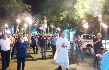 La feligresía de Itauguá rememoró esta noche el apresamiento de Jesús.