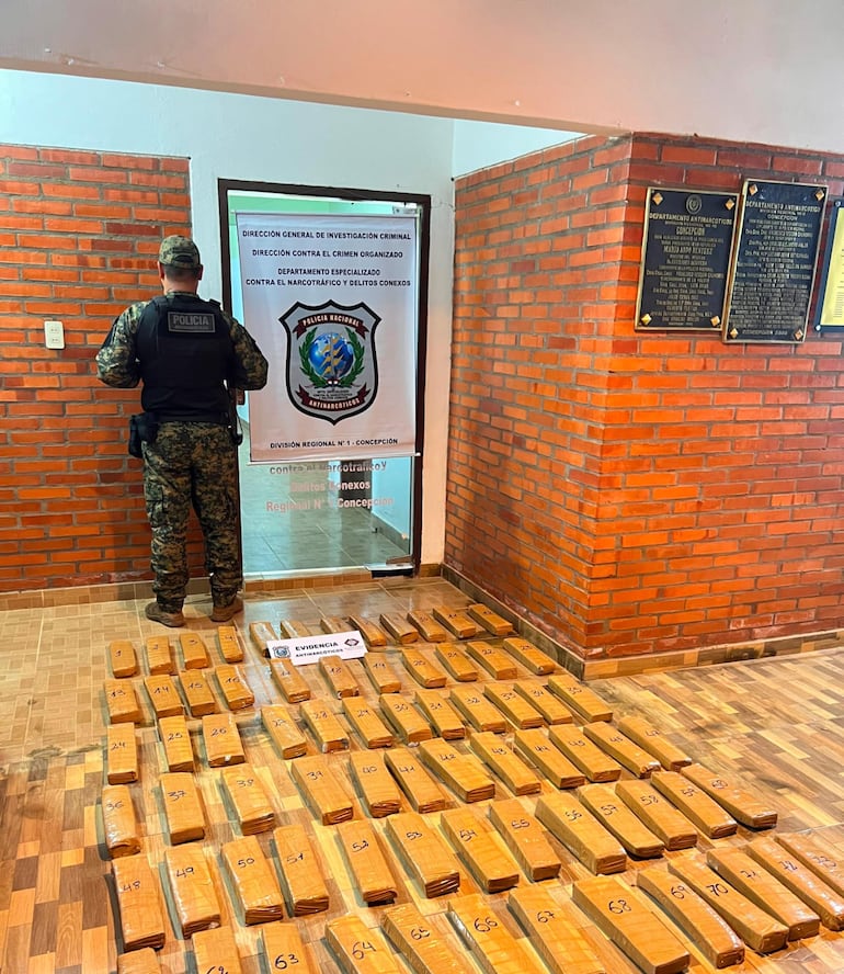Todos los elementos incautados fueron llevados a la base de la mencionada unidad policial, ubicada en Concepción.