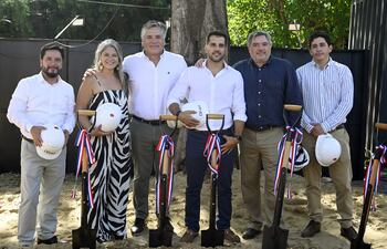 Manuel Riera, Daniella Herrera, José Miguel Herrera, Adolfo Bieber, Sergio Undurraga y Francisco Astaburuaga.