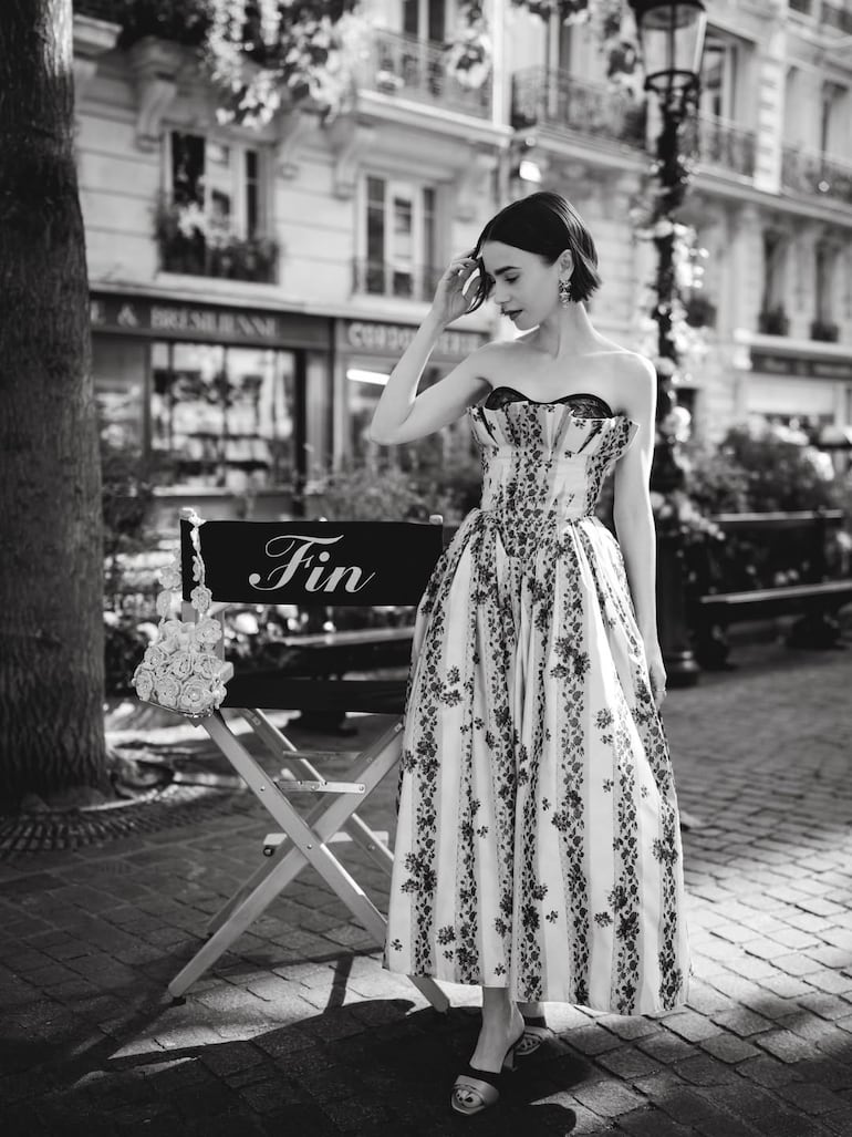 Lily Collins en su rol de Emily Cooper. (Instagram/Lily Collins)