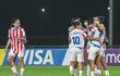 Las jugadoras de la selección de Paraguay festejan un gol en el partido frente a Zambia por la primera fecha del Grupo F del Mundial Femenino Sub 17 Marruecos 2025 en el Campo 3 de la Academia Mohammed VI, en Rabat, Marruecos.