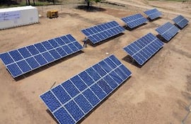 La licitación de la planta solar espera la aprobación de la nueva ley de energía renovables.