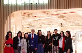 Indian inauguró su tienda en el 2º piso de Paseo La Galería.
