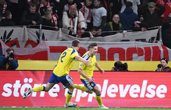 Victor Gyokeres en el minuto 88 anotó el gol de Suecia para eliminar a Polonia.
