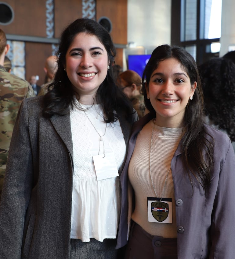 Ruth Benitez y Sofia Bernal