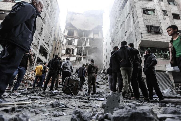 Complejo de viviendas destruidas por los bombardeos israelíes en la Franja de Gaza, enclave en manos de los islamistas palestinos.
