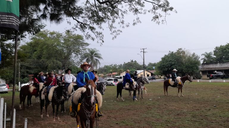 La jineteada tradición que  se mantiene tierra adentro.