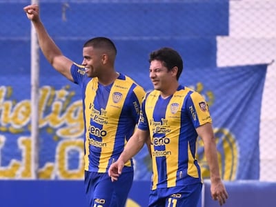 Marcelo de la Cruz Pérez (25 años) y Óscar "Kure'i" Ruiz (30), autores del primer y segundo gol, respectivamente para el triunfo del Sportivo Luqueño ante Rubio Ñu en Itauguá.