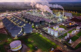 La planta de Nueva Esperanza no es solo la unidad industrial original del grupo: es también un centro de actualización permanente.