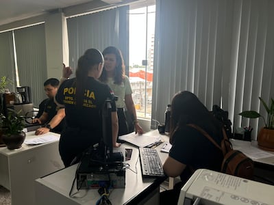 La fiscala Fabiola Sosa en la Dirección General de Establecimientos Penitenciarios.