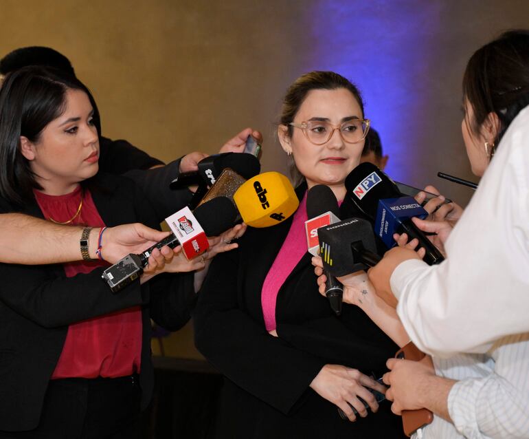 Intervención Tema Titulos Falsos	Fiscalía unidad 1