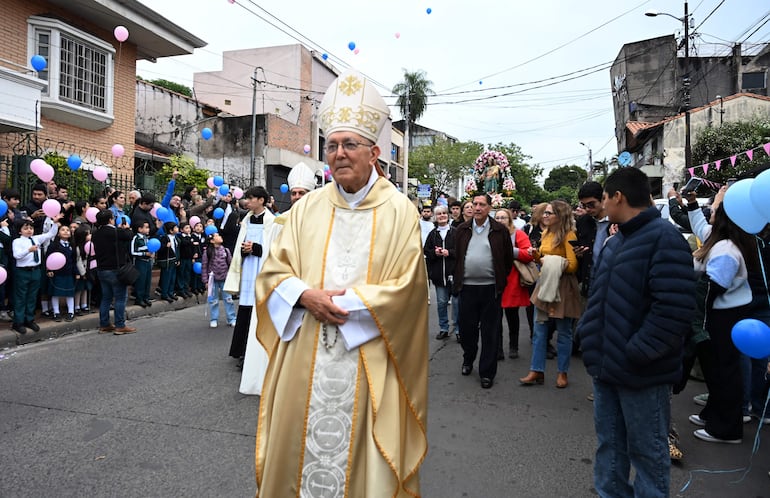 Procesion y misa de Maria Auxiliadora