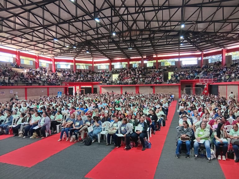 La primera edición tuvo una amplia participación de Catequistas de todas las sedes que pertenecen a la Diócesis de San Lorenzo.