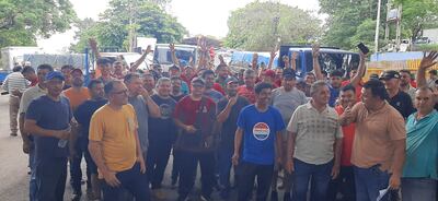 La manifestación es en el predio de la Aduana de Ciudad del Este.