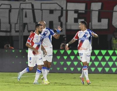 Fortaleza sacó ventaja ante Libertad en el partido de ida