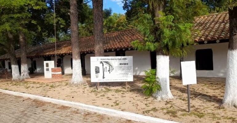 Fachada del museo de Isla Umbú.