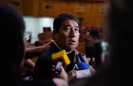 El senador Eduardo Nakayama.