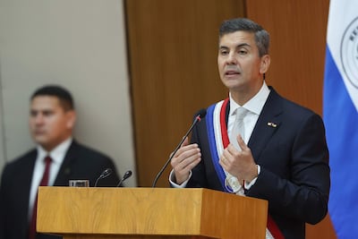 AME6506. ASUNCIÓN (PARAGUAY), 01/07/2026.- El presidente de Paraguay, Santiago Peña, habla durante la presentación del informe de gestión de su gobierno este miércoles, en el Palacio Legislativo de Asunción (Paraguay). EFE/ Juan Pablo Pino