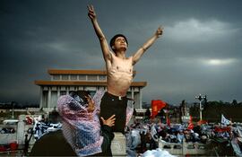 Plaza de Tiananmen, Pekín, 1989. Foto: Stuart Franklin.