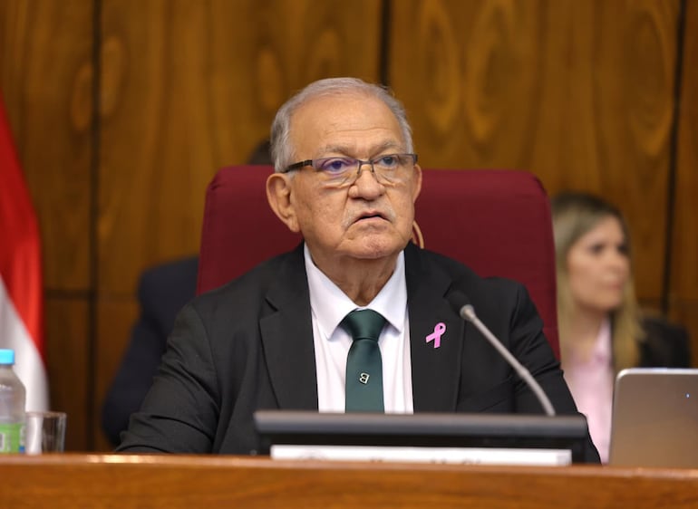 El presidente del TSJE Jorge Bogarín se presentó este lunes ante la CBP.